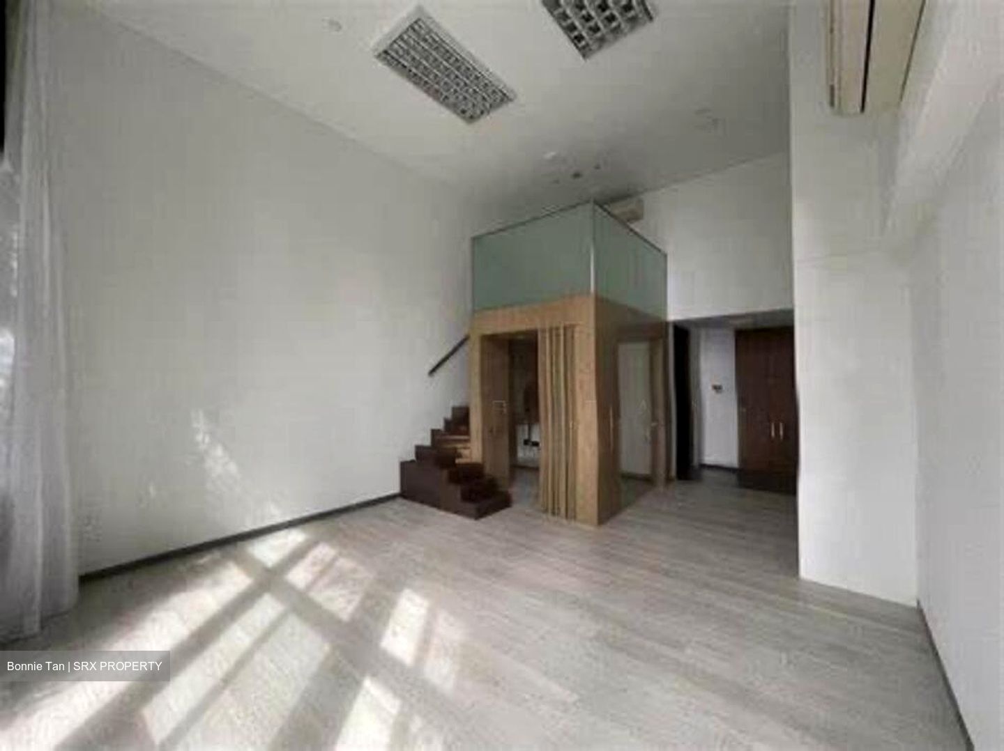 PS100 (D2), Office #523661241